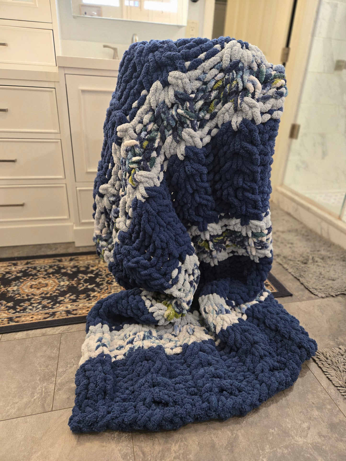 Cozy Blues Chunky Knit Blanket