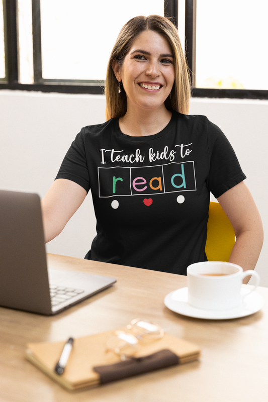 I Teach Kids to Read  Regular & Plus Long or Short Sleeve Black Tee