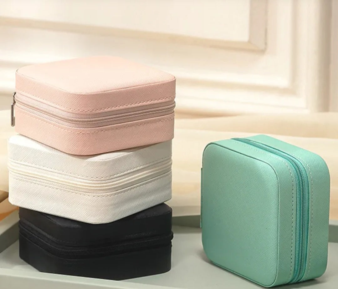 Jewelry Boxes to Go