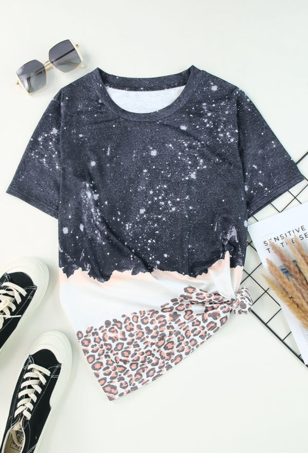 Black Leopard Detailed Short Sleeve Tee